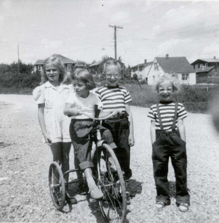 Hope McCrea, Dora Dobie, Carol Comisky, Betty Comisky